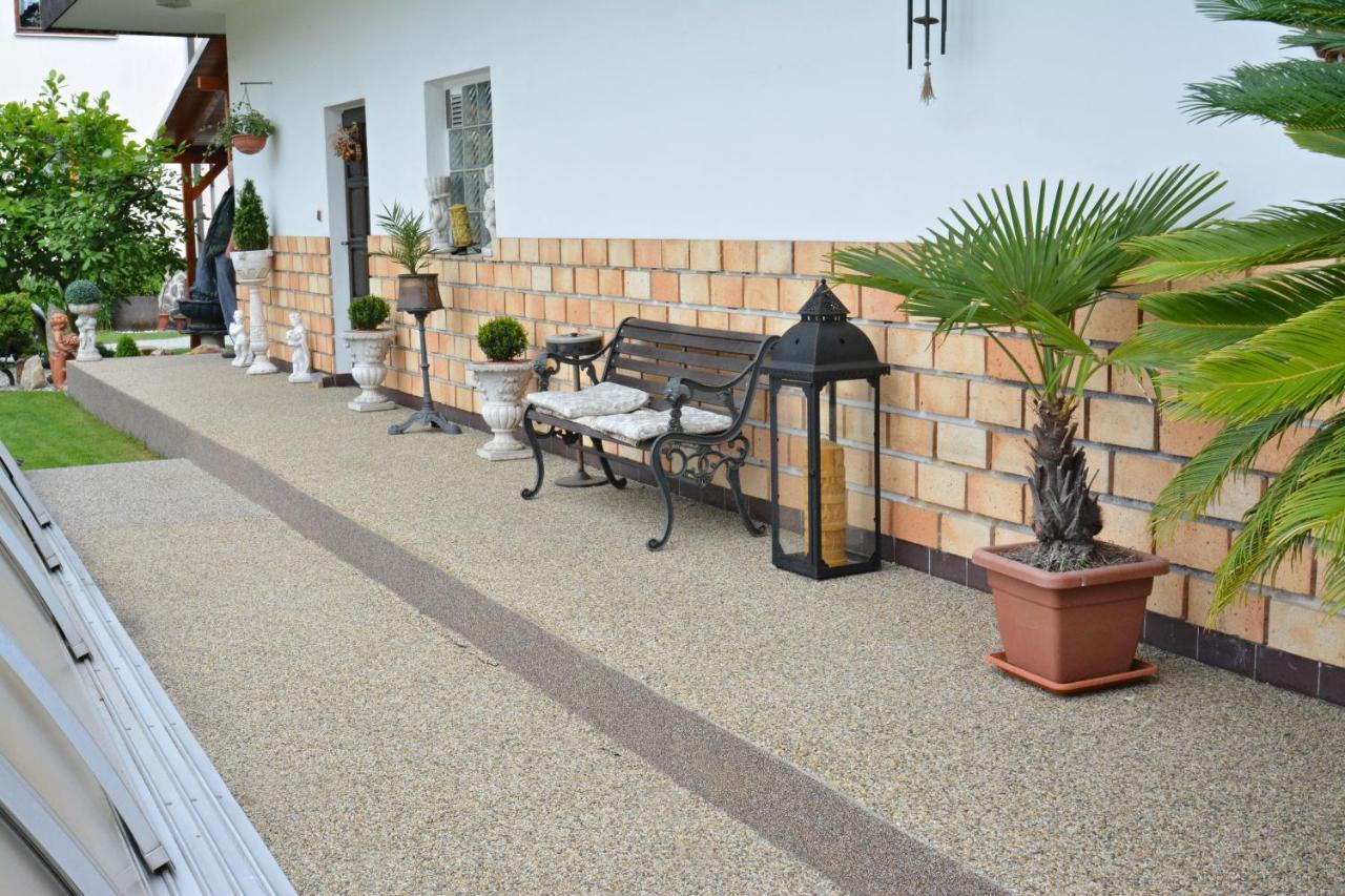 Apartmany Karlovy Vary Exterior photo